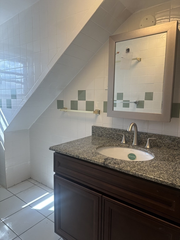 99 E Squantum St, Quincy