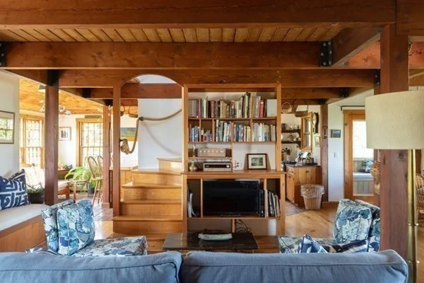 46 Tennessee Ave, Madaket