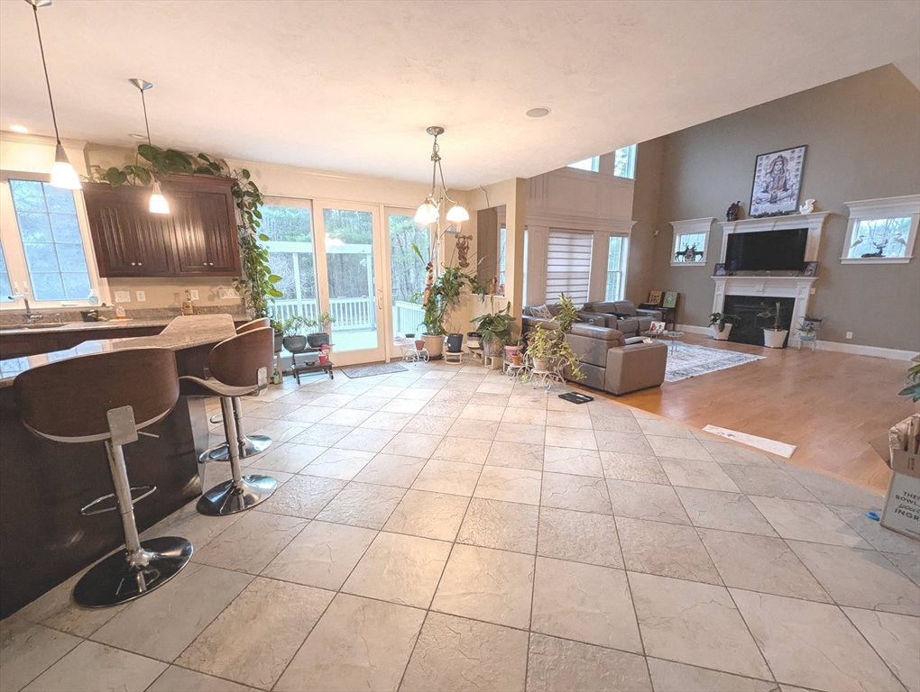 19 Plain St, Franklin