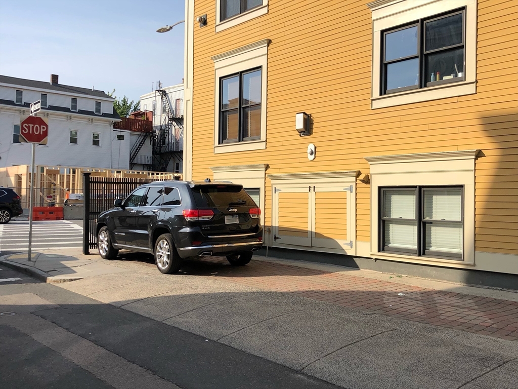 360-362 Dorchester St, South Boston