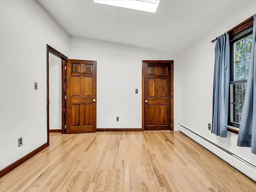 63 Johnson St, West Roxbury