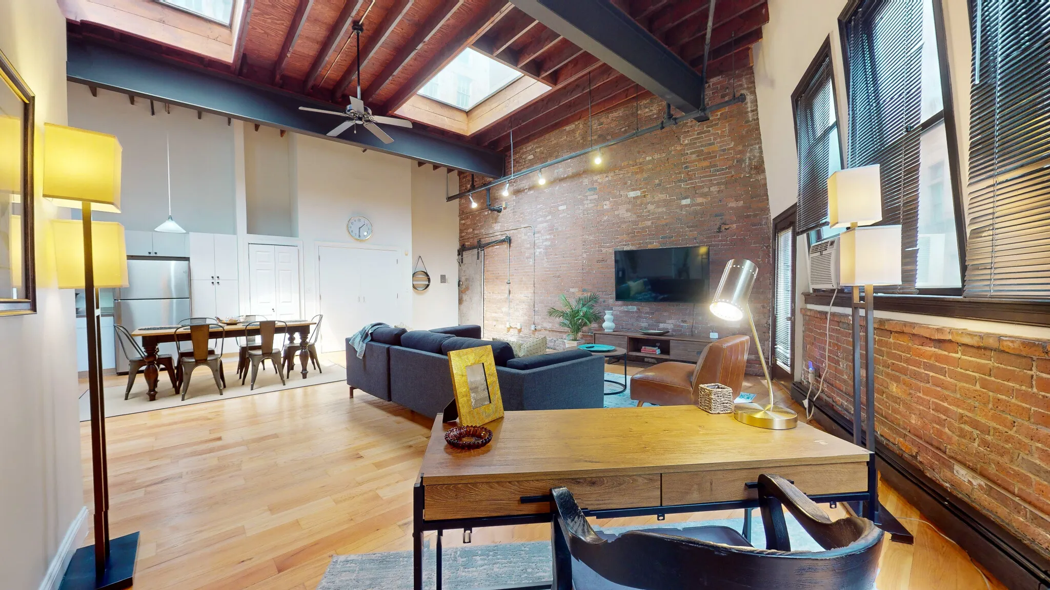 19 Stanhope St, Back Bay