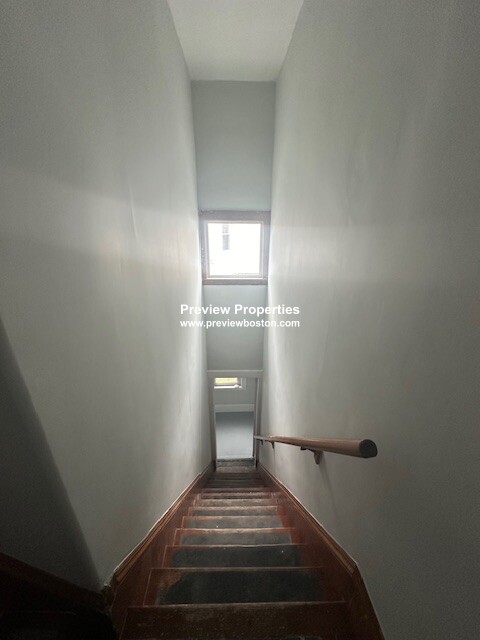 80 Chestnut Hill Ave, Brighton