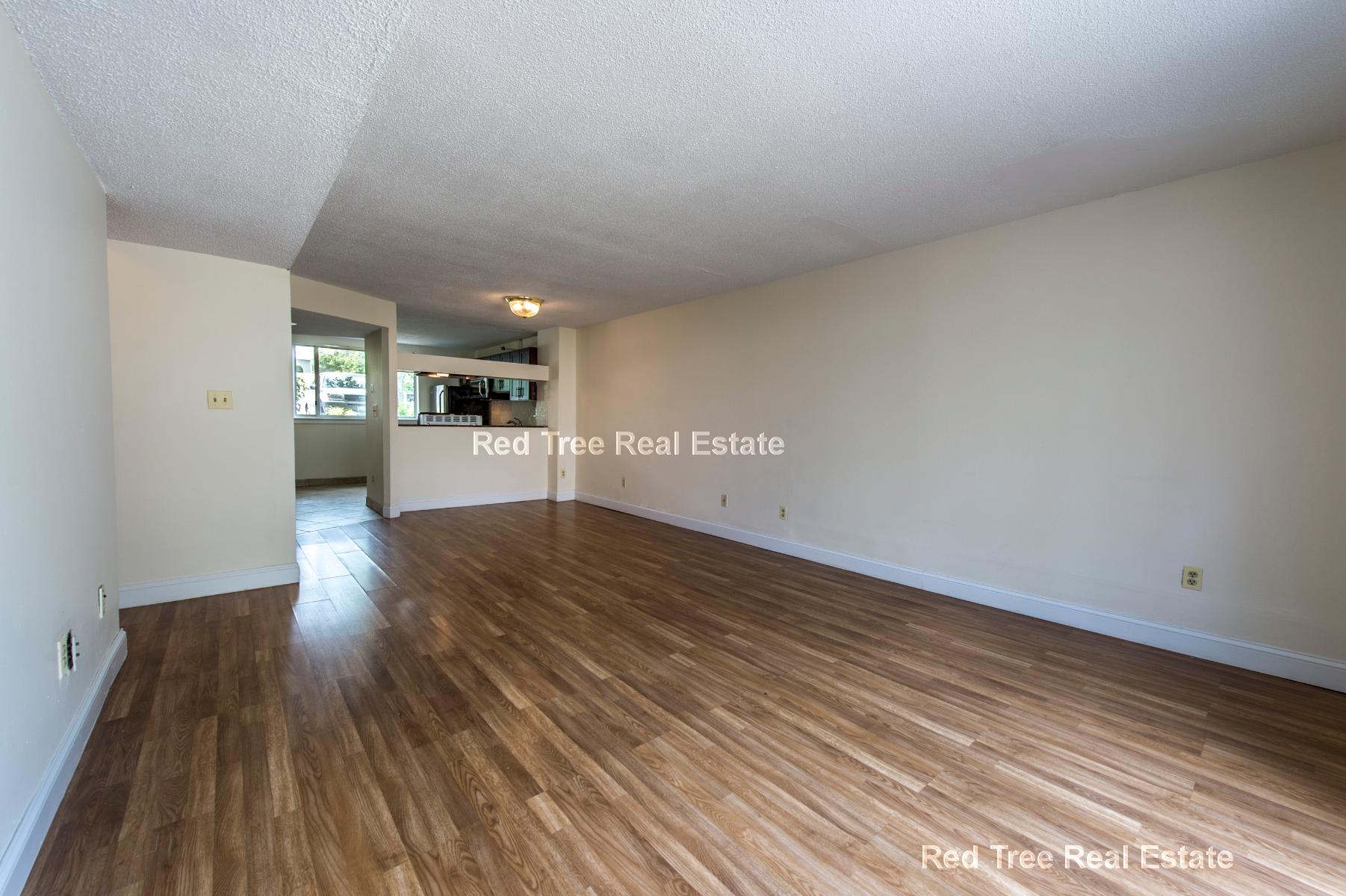 140 North Beacon St, Brighton