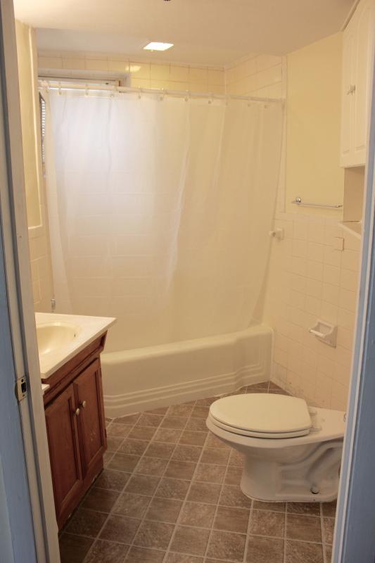 879 Beacon St, Fenway