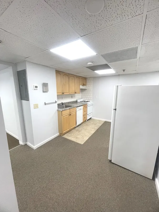 475 Commonwealth Ave, Fenway