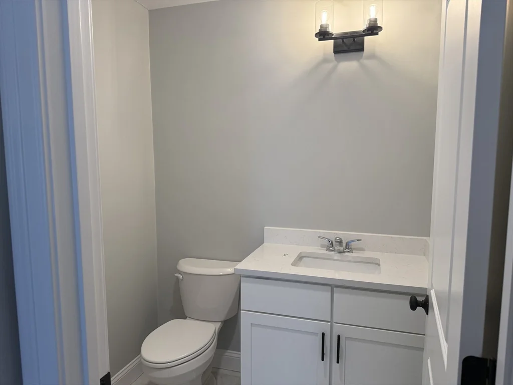 23 Kashmir's Way, Middleboro