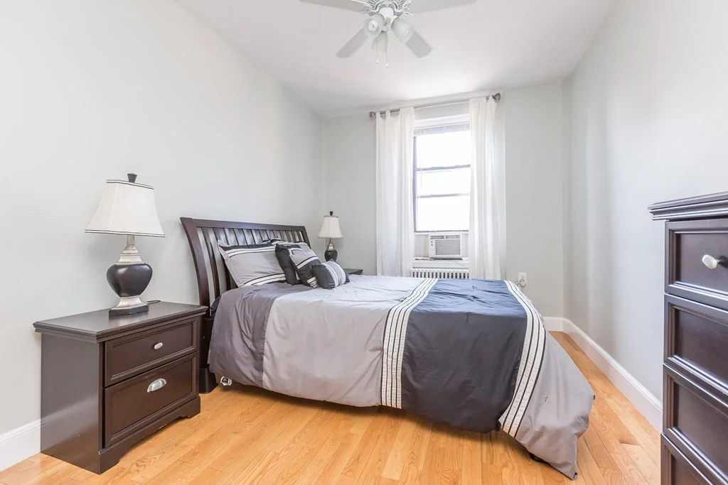 228 Commonwealth Ave, Back Bay