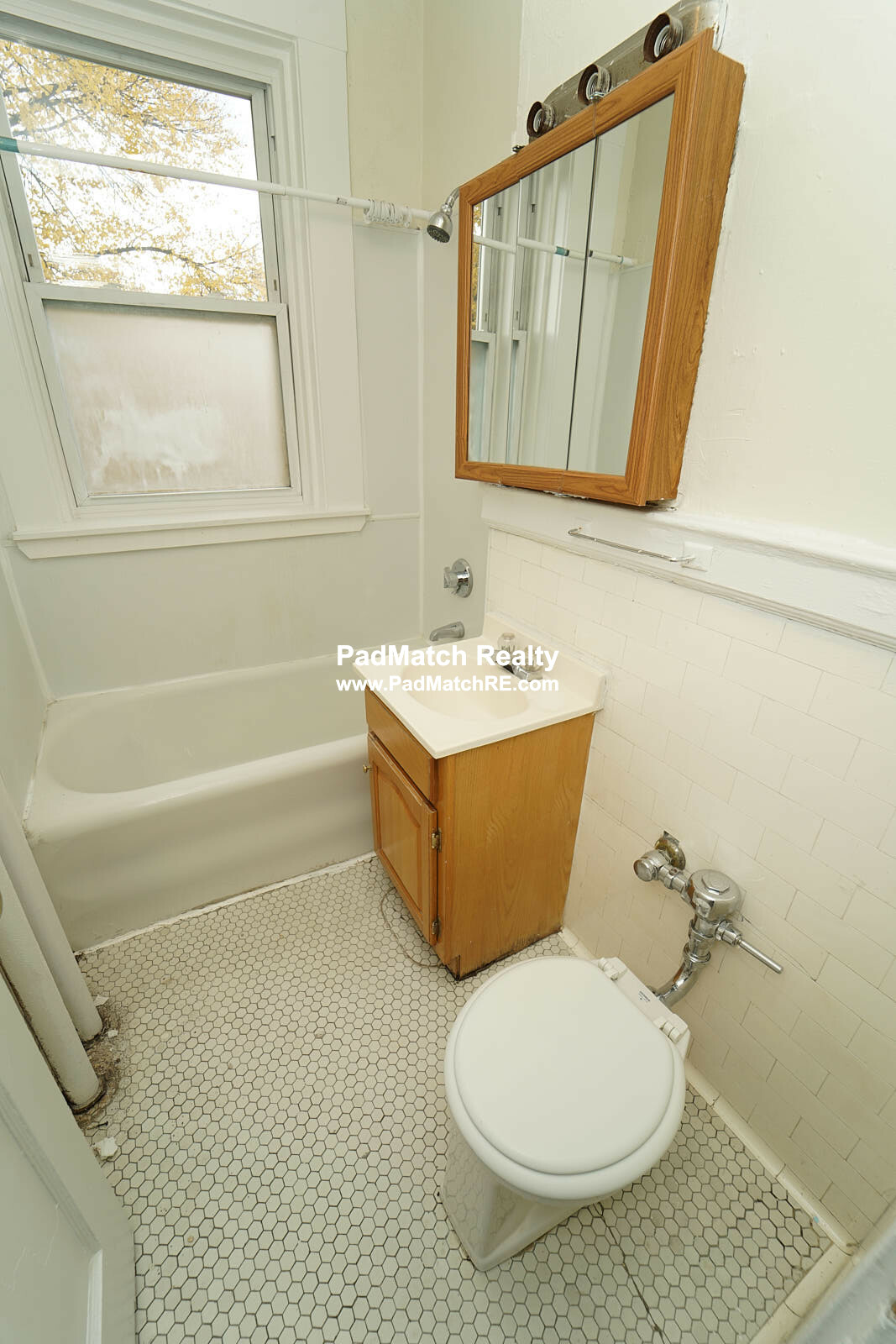 1167 Boylston St, Fenway