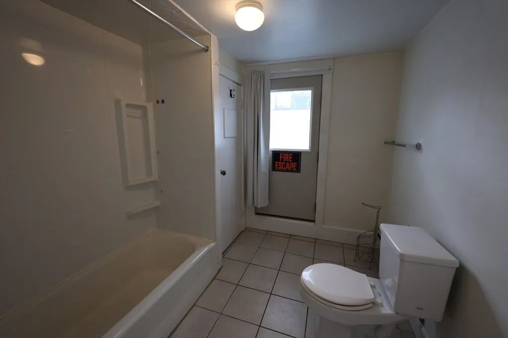 6 Harriet St, Brighton