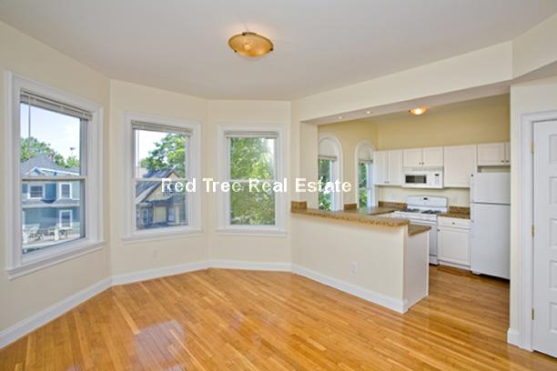 55 Ashford St, Allston