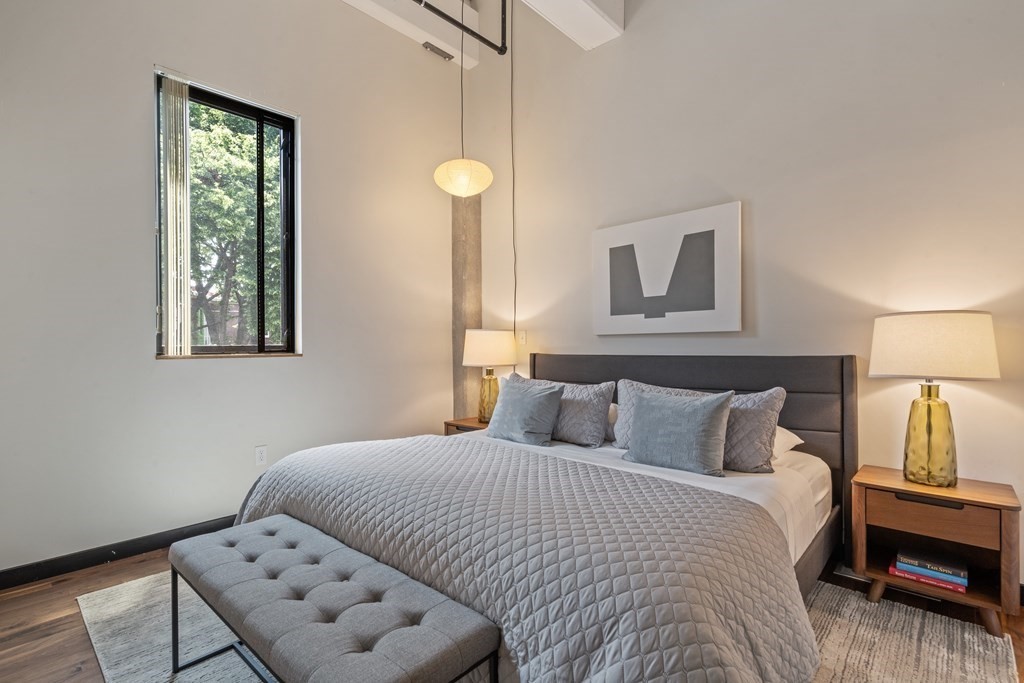 1060 Broadway, Teele Square