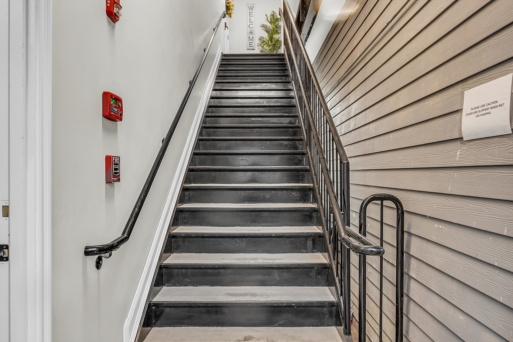 2 South Grove St, Bradford