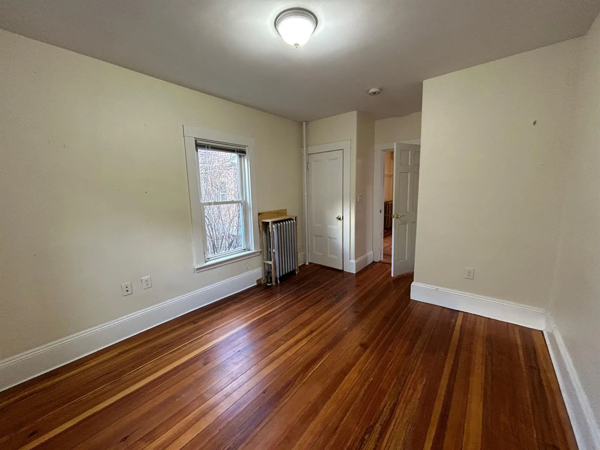 101 Alpine St, Magoun Square