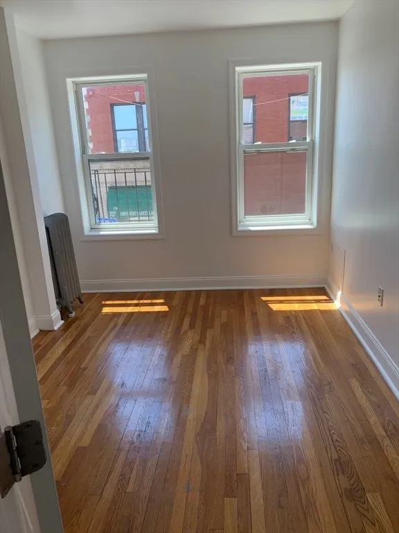 10 Yeamans St, Revere