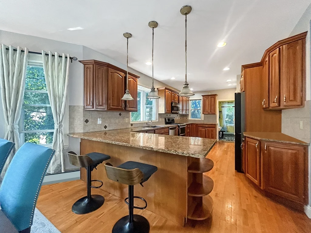 26 Garnet Rd, West Roxbury