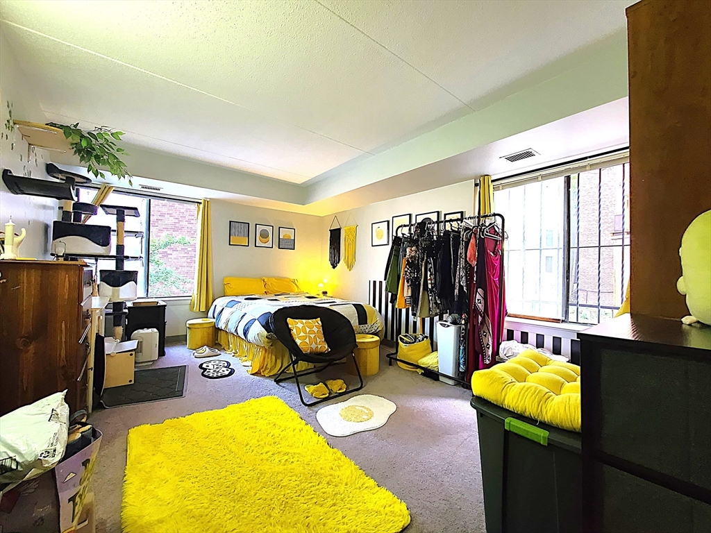 1243 Beacon St, Coolidge Corner