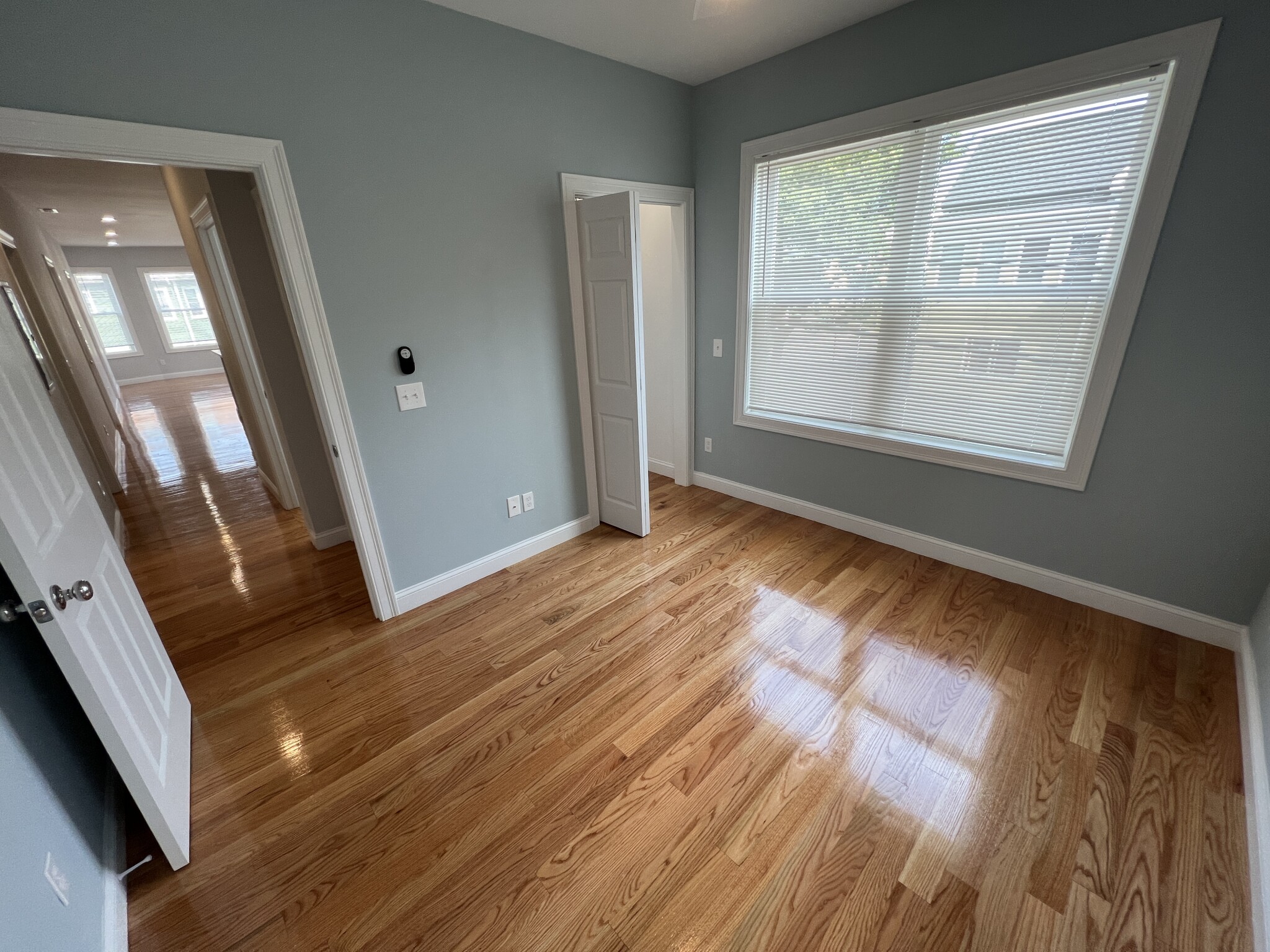 126 Cross St, East Somerville