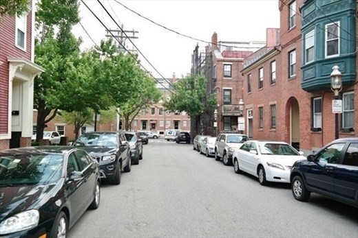 18 Union St, Charlestown