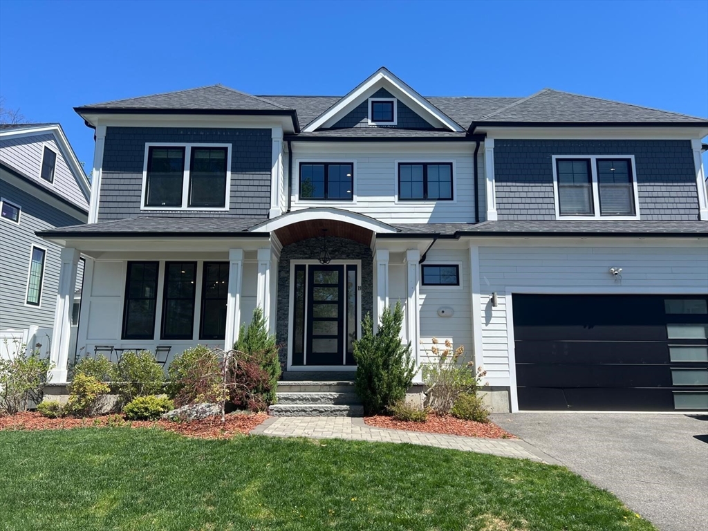 19 Shute Path, Newton Center