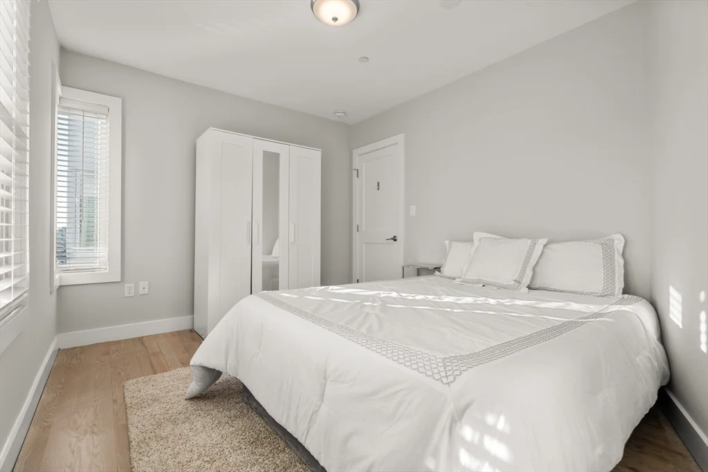 543 Dorchester Ave, South Boston