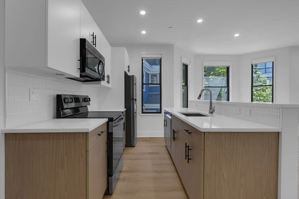 69 Bailey St, Dorchester