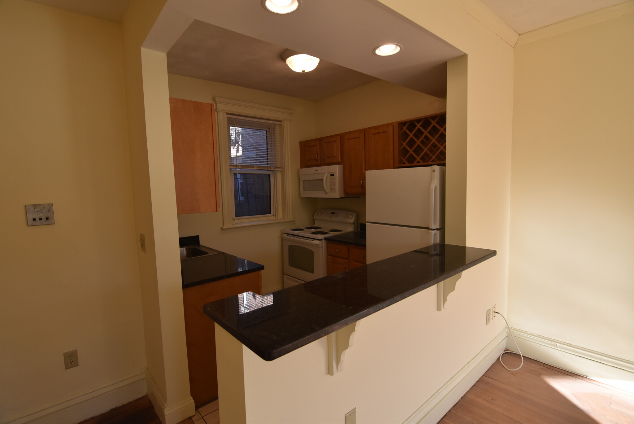 109 Queensberry St, Fenway