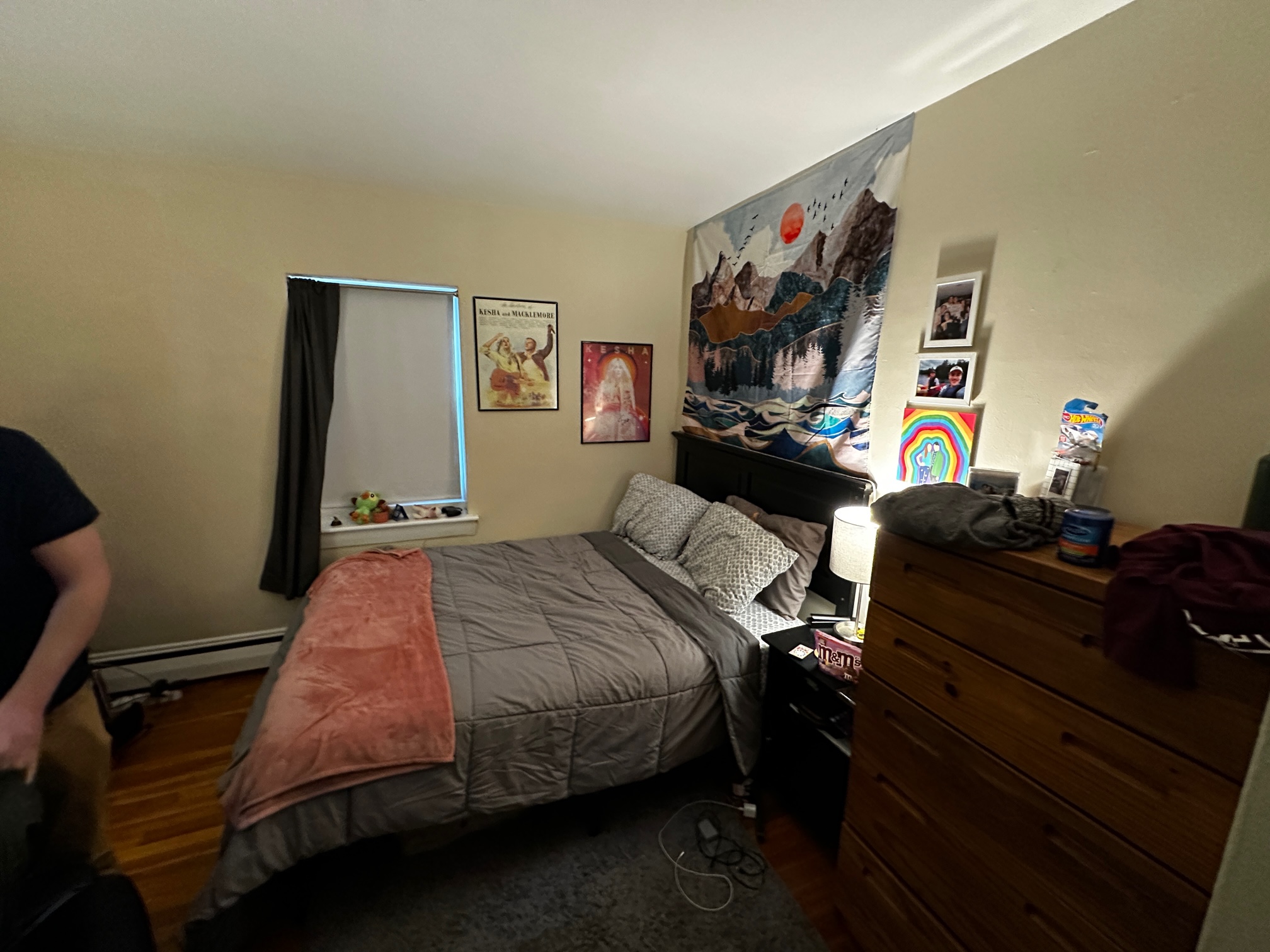 2 bed, 1 bath apartment for rent at 67 Chiswick Rd Unit 6., Brighton