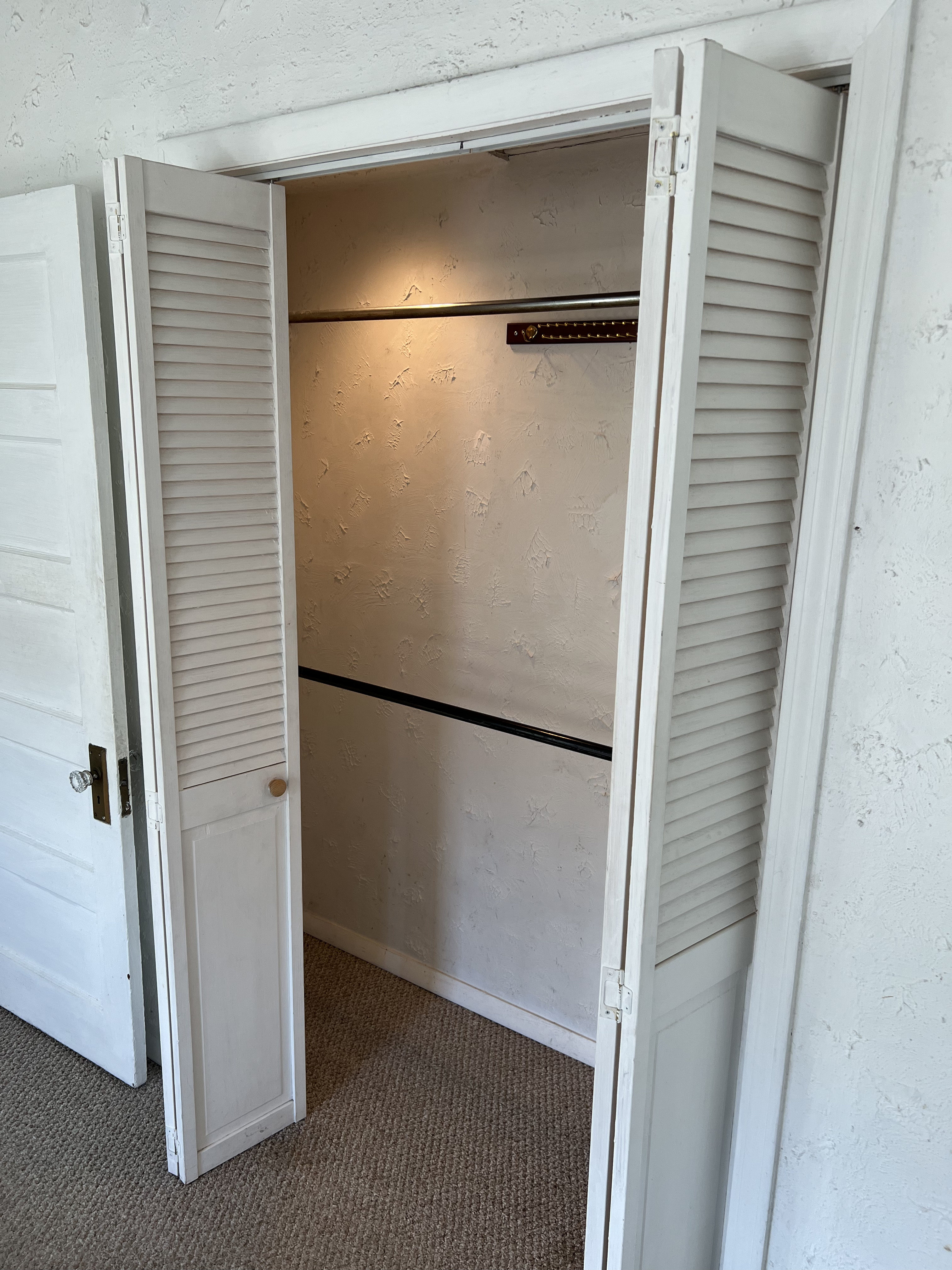 2 bed, 1 bath apartment for rent at 67 Parker St Unit 3, Watertown — photo 15 of 17