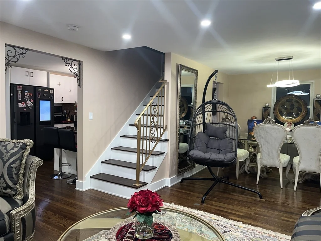 52 Troy Ln, Waban