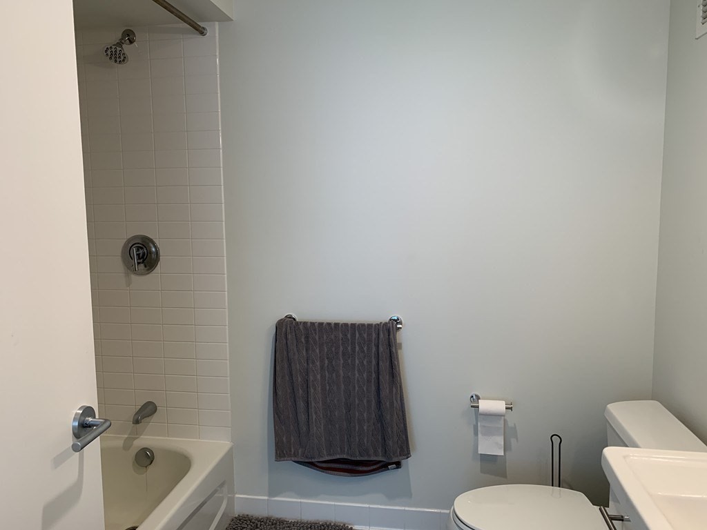 1 Earhart, East Cambridge