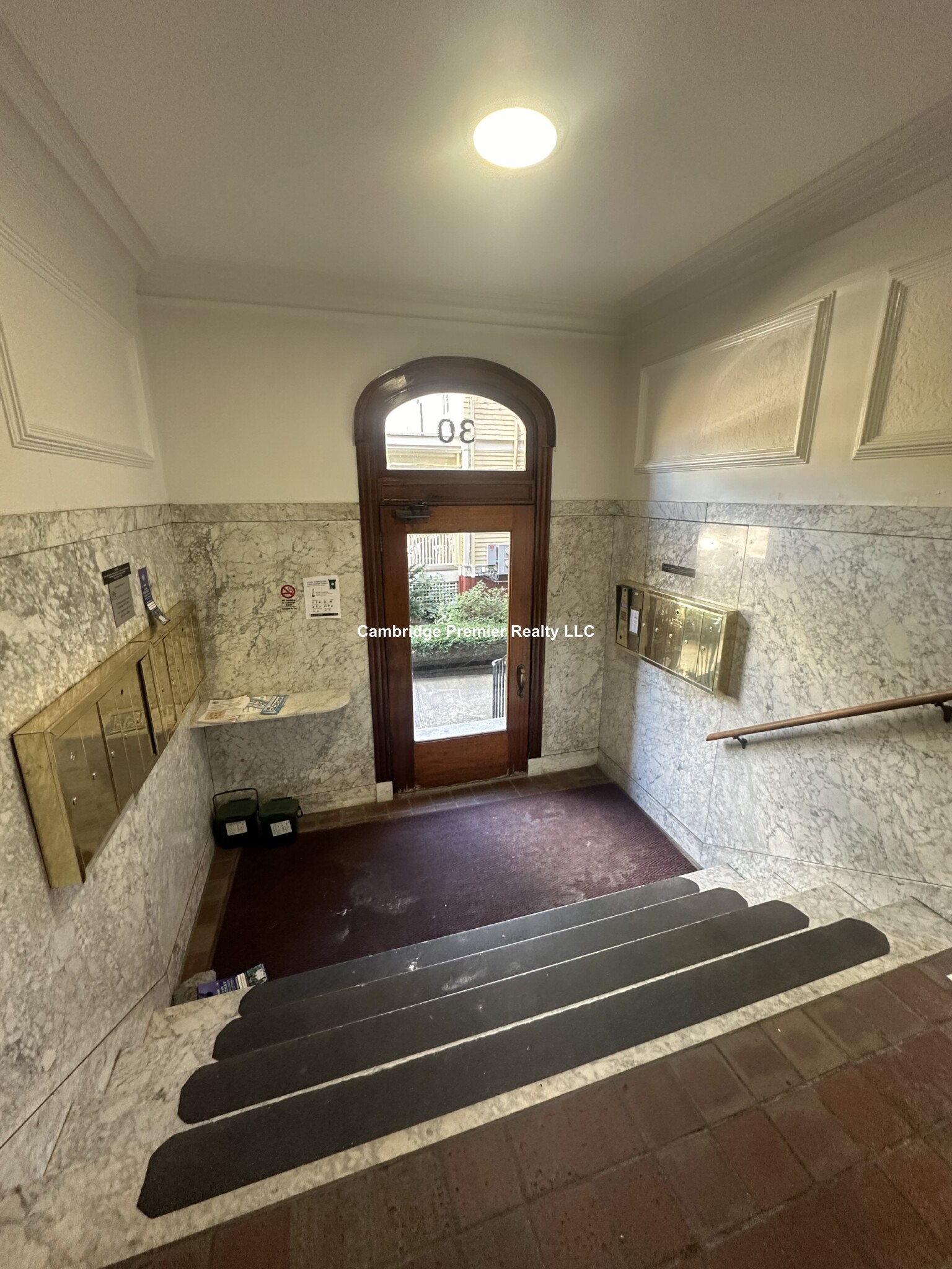 30 Langdon St, Neighborhood Nine