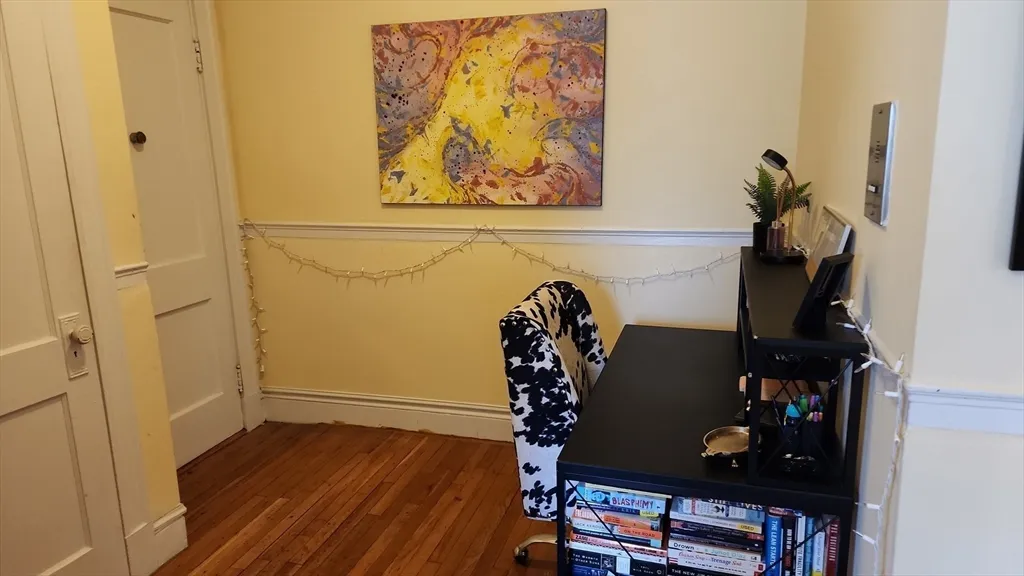 1568 Commonwealth Ave, Brighton