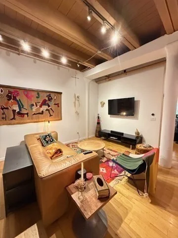 111 Beach St, Leather District