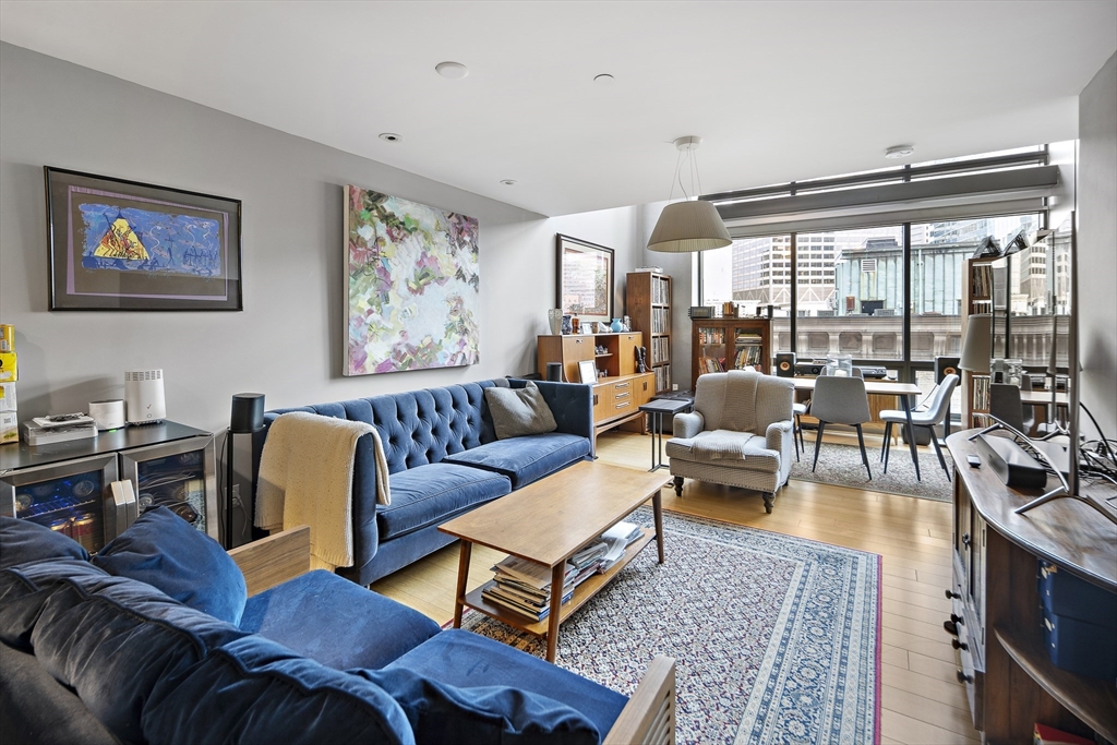 45 Province St, Midtown