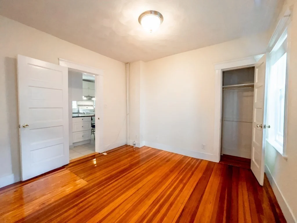 24 Montvale St, Roslindale