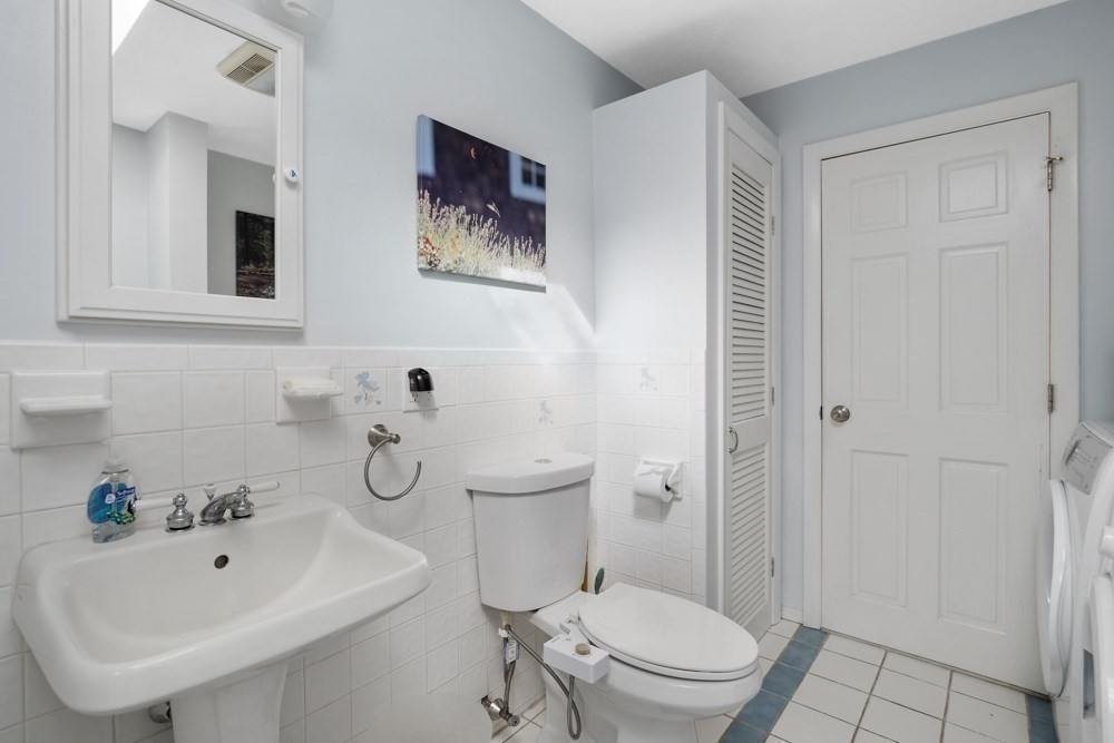 55 Waterhouse St, Teele Square