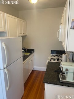 28 Langdon St, Neighborhood Nine