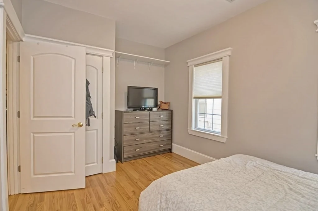 651 East 6th St, South Boston