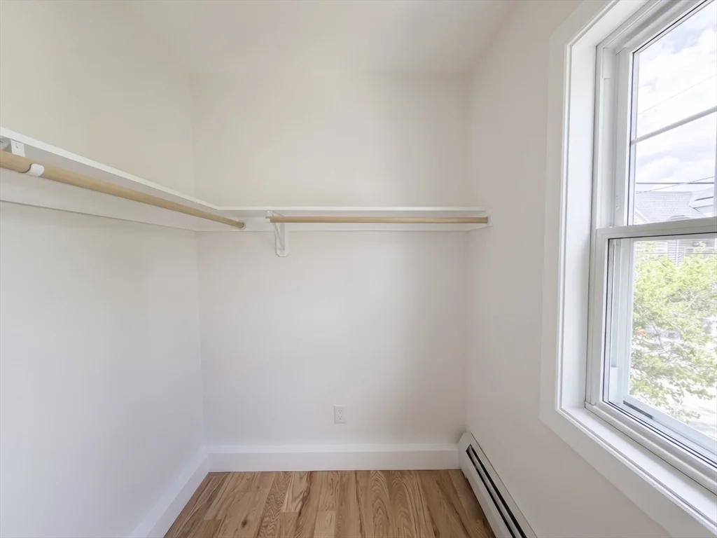 10 Pearl, West Everett