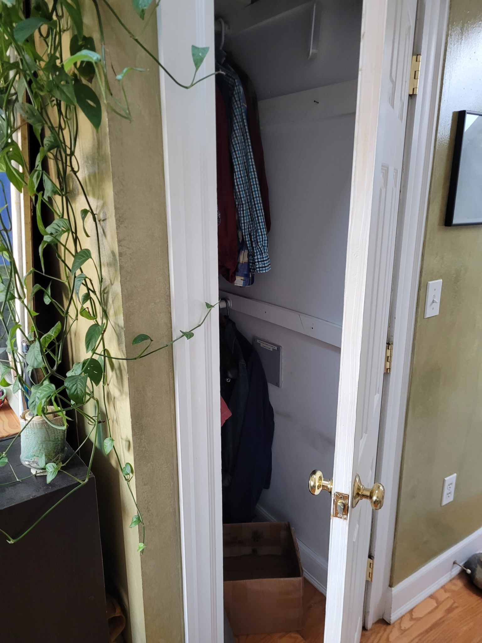 24 Ellington Rd, Powder House Square