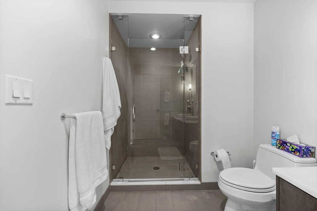 110 Stuart St, Back Bay