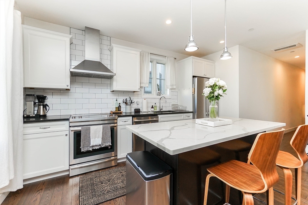 213 East Eagle St, East Boston