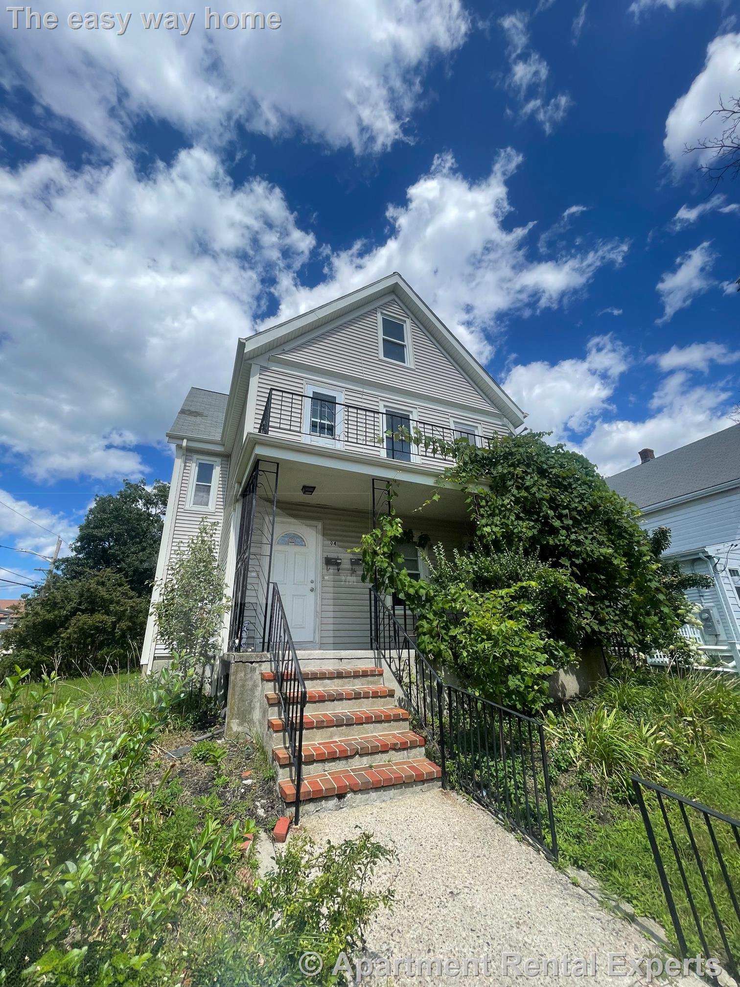 94 Central Ave, Medford Square