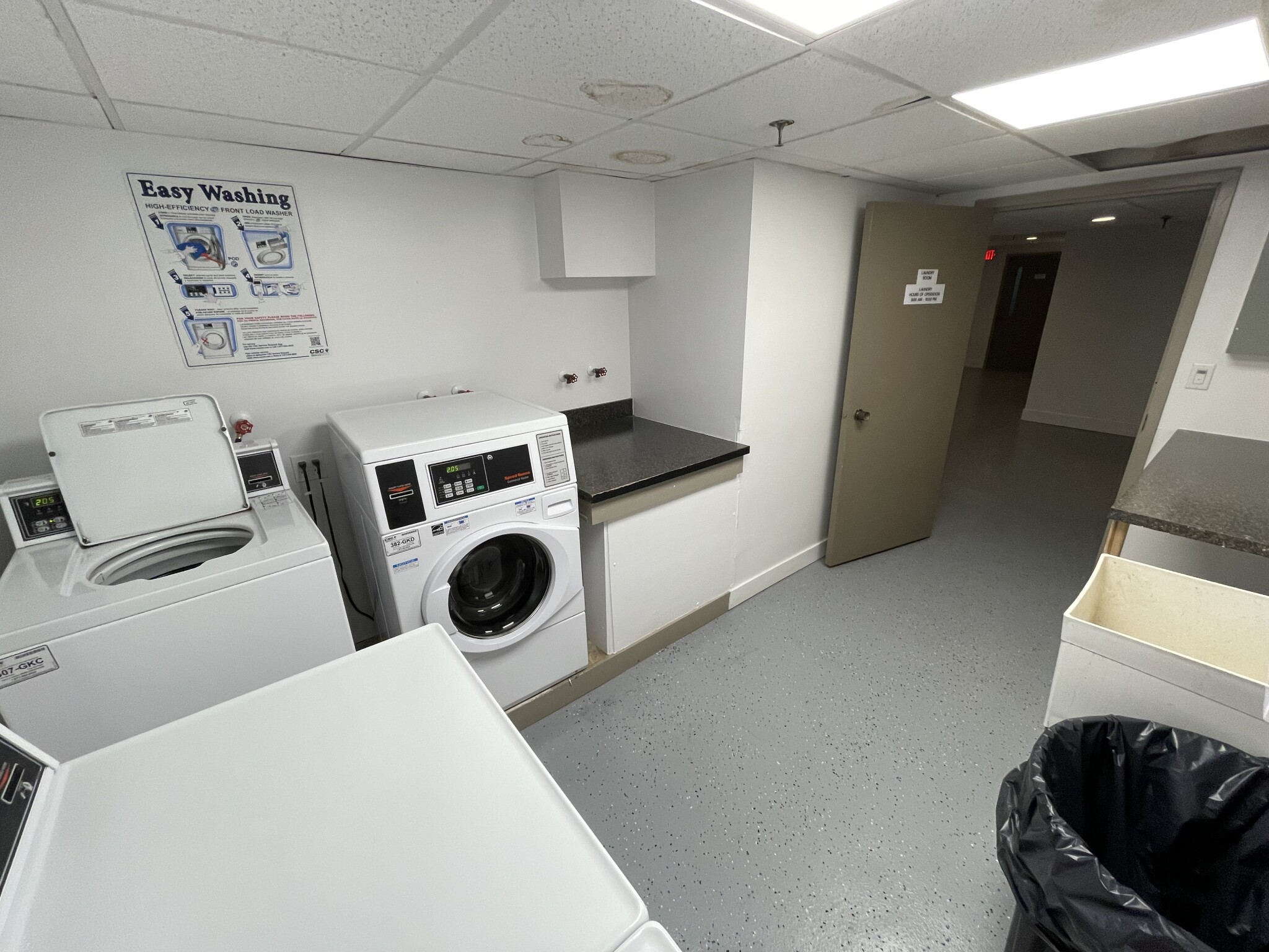 320 Hammond Pond Pkwy, Chestnut Hill