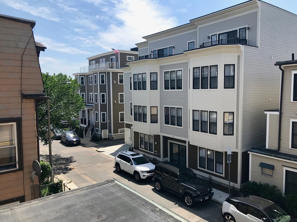 360-362 Dorchester St, South Boston