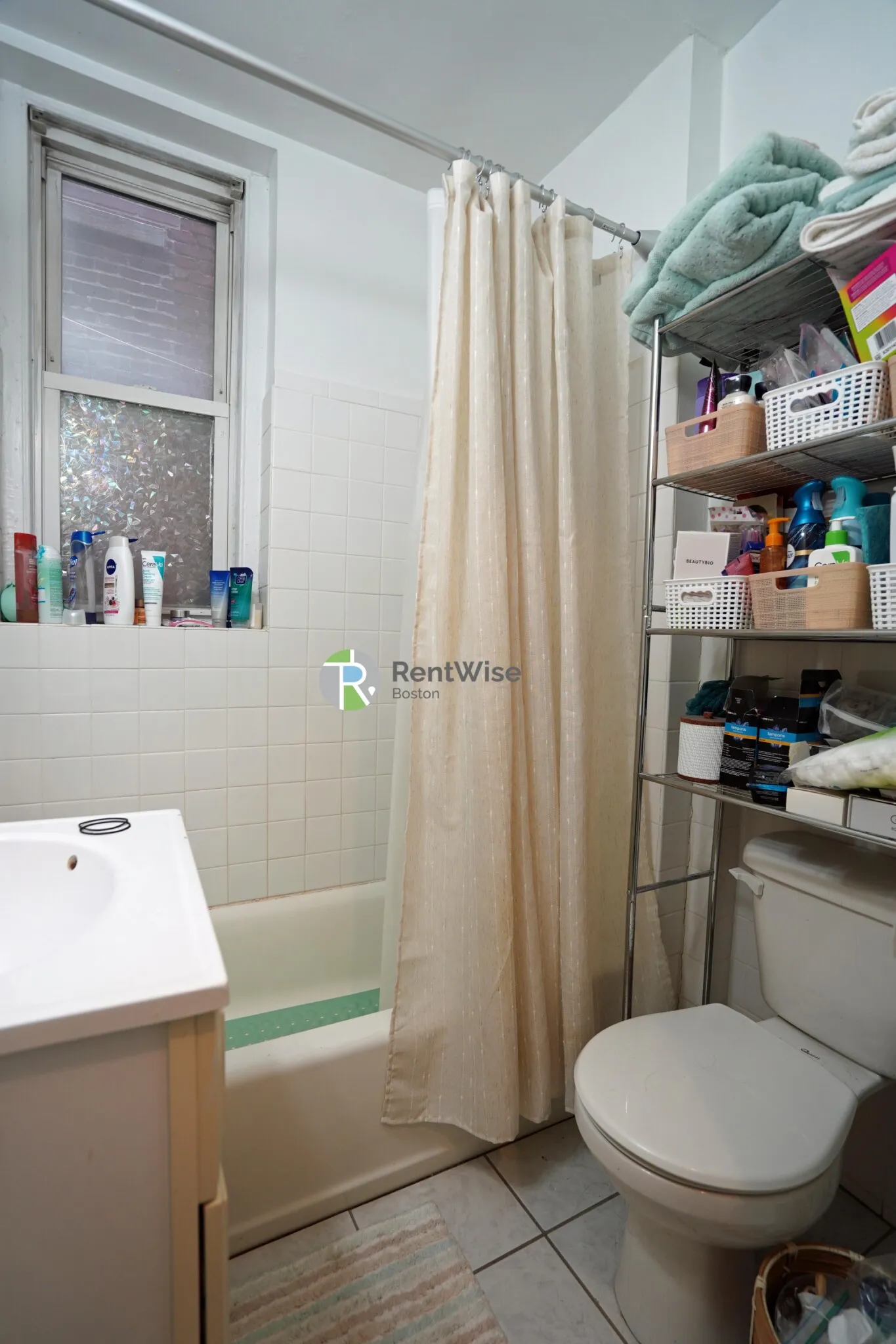 77 Brighton Ave, Allston