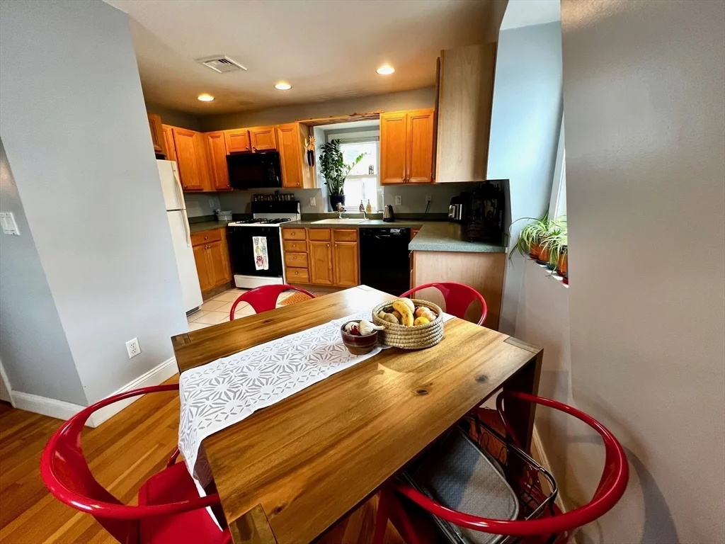 5 Austin, East Somerville