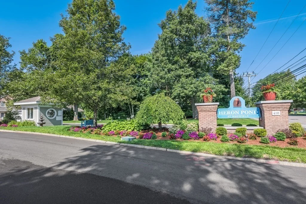 410 Salem St, Wakefield