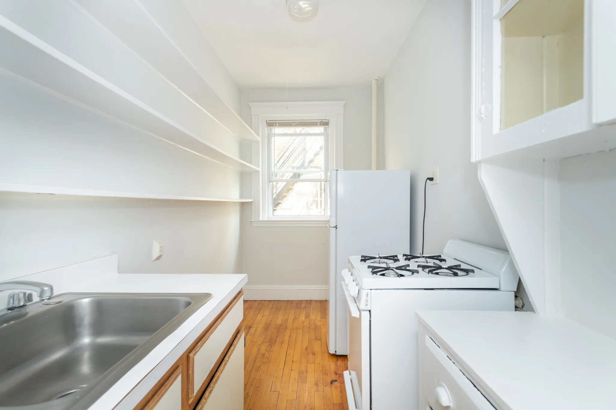 49 Worthington St, Mission Hill